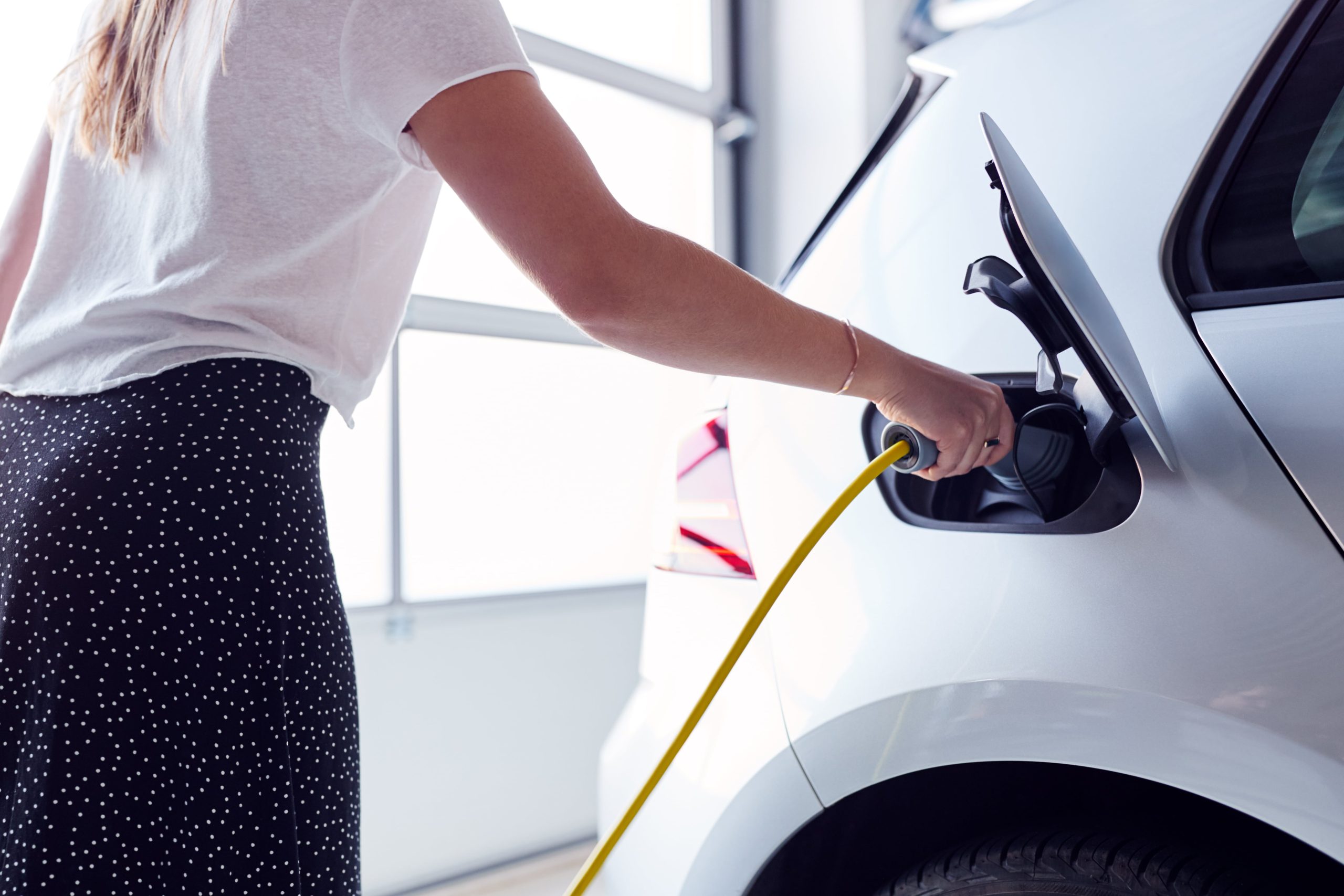 EV-charging-shutterstock_1499395172-min